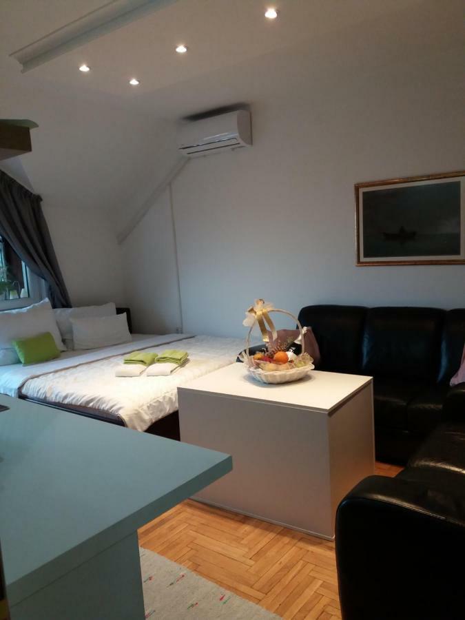 Apartmani Emerald Dream 노비사드 외부 사진